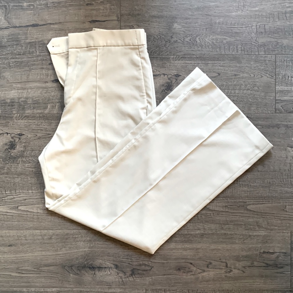 Uniqlo High Waisted Pleated Wide Leg Pants/ Size: 26-27 inch Waist/ Cream